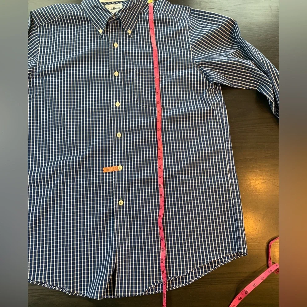 LL Bean Shirt Mens Medium Blue‎ Long Sleeve Button Down Coastal Prep Office Work